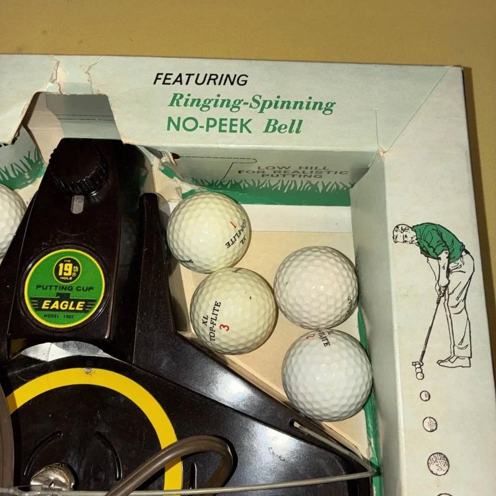 Vintage 19th Hole Eagle Electric Putting Cup w 